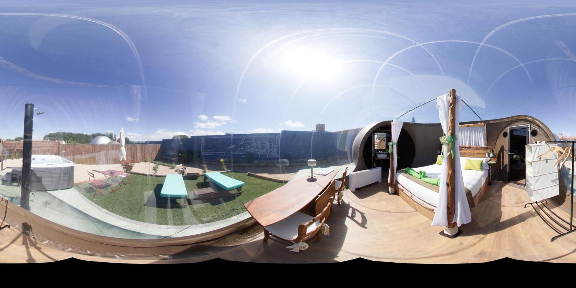 Cosmoveros - Hotel Burbuja Pedraza Dış mekan fotoğraf